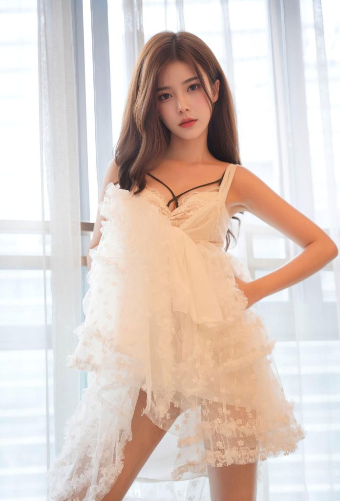 图片[5]-美女套图第51期：林小珂甜酷风来袭，电玩城里的蕾丝精灵！