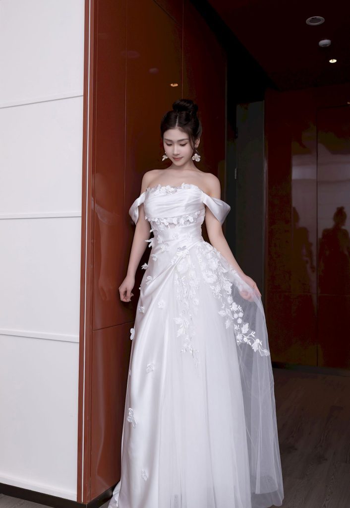 图片[3]-美女套图第47期：王诗蒙梦幻婚纱大片，优雅气质令人心动！