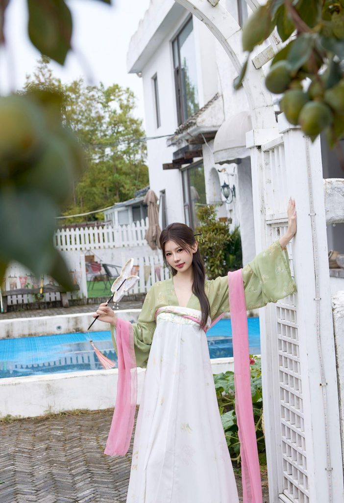 图片[4]-美女套图第44期：潘霜霜古风新韵，汉服美出新高度！