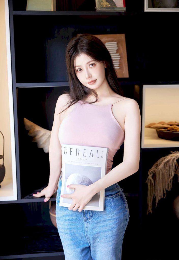 图片[4]-美女套图第20期：潘时七同款甜辣风，牛仔套装美炸街！