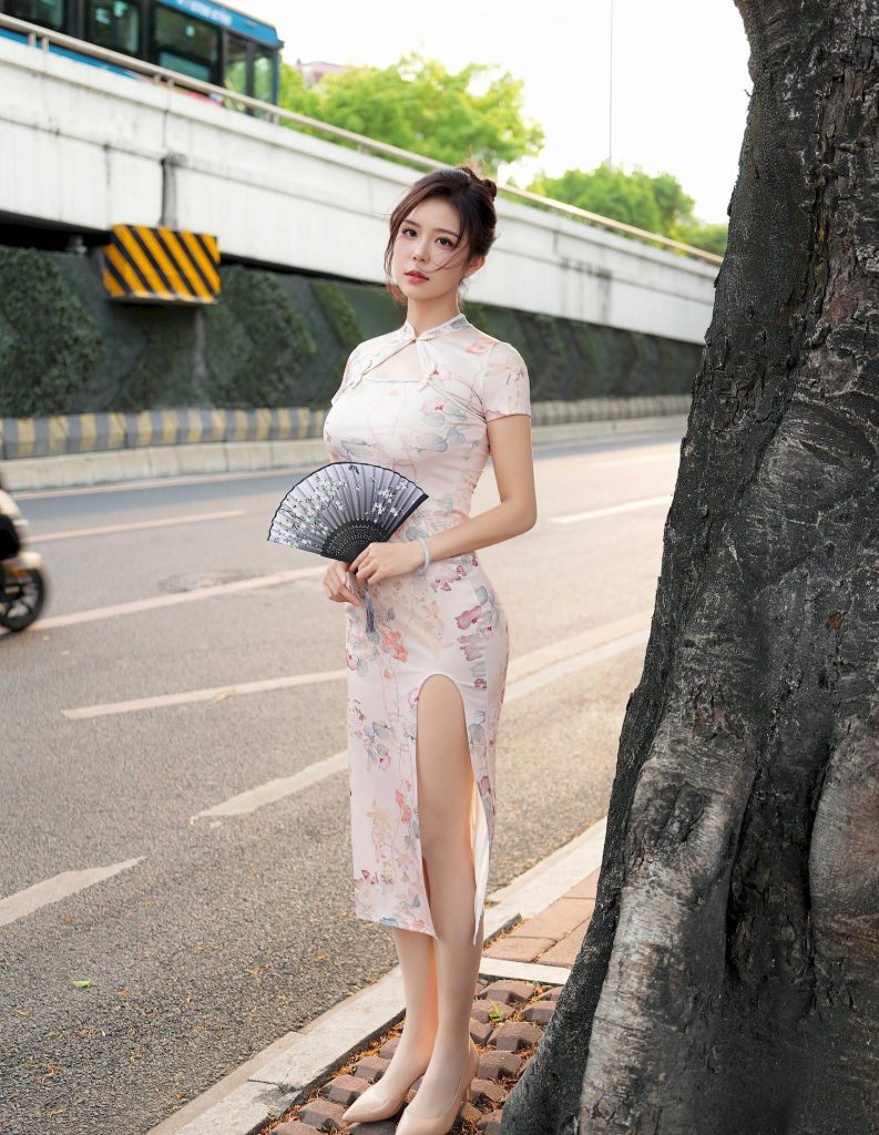 图片[5]-美女套图110期：玫瑰旗袍间，似见林心如的古典回眸