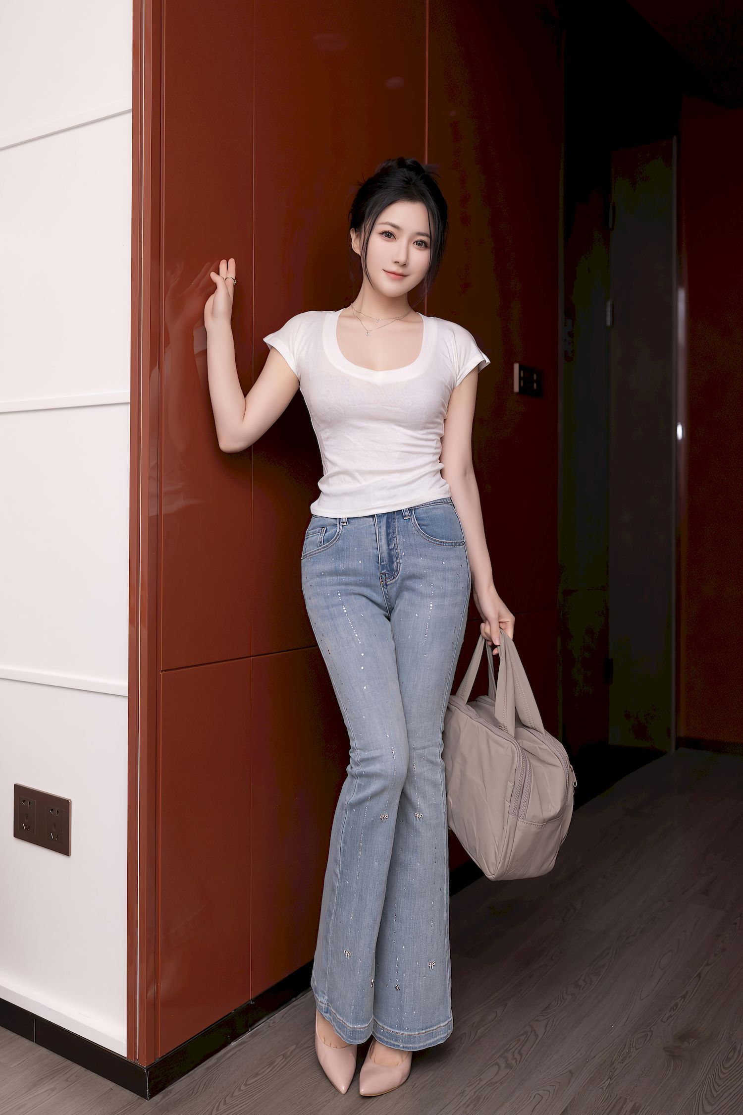 美女套图第35期：杨幂私服新风尚，简约牛仔裤也能穿出迷人魅力！-高清美女套图，你想要的都有。