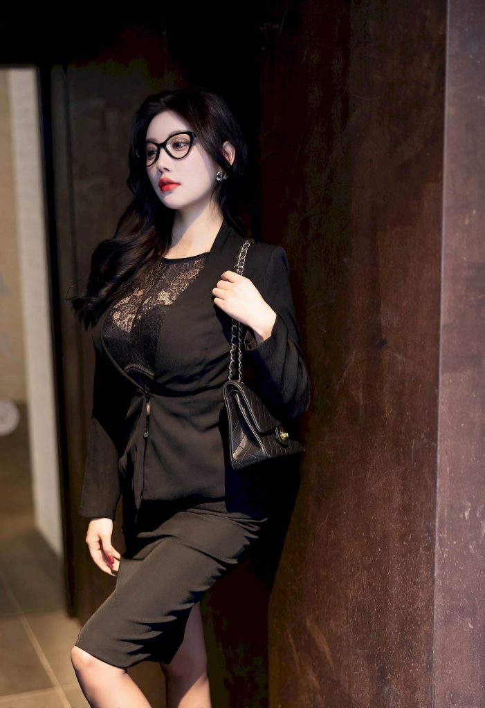 图片[3]-美女套图245期：‌刘诗诗附体？白衬衫职业装下的清冷气质太绝了