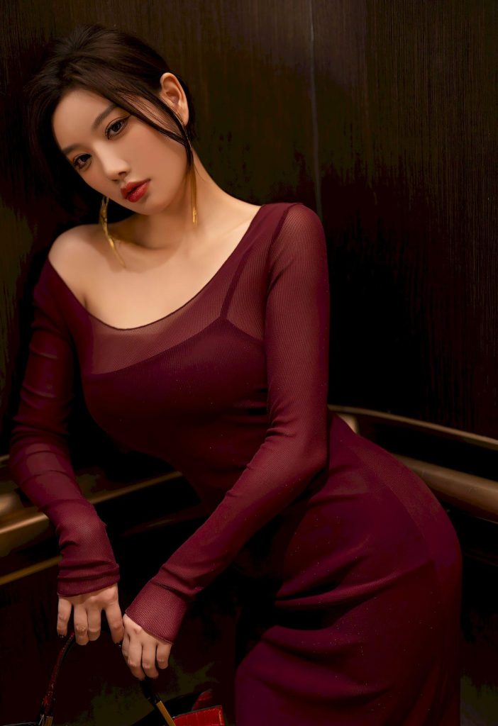 图片[3]-美女套图220期：‌‌‌‌‌‌杨晨晨，红裙包臀造型勾勒曼妙曲线，御姐范儿与女人味十足