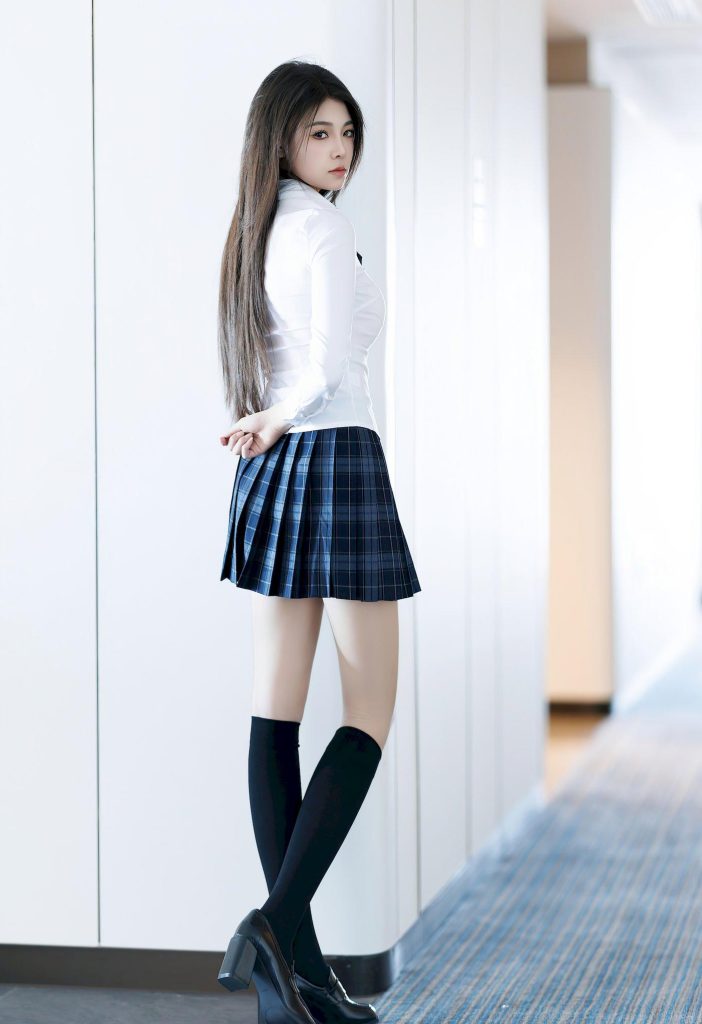 图片[3]-美女套图182期：‌‌小田曦薇，衬衫与格纹裙，纯欲学妹的日常