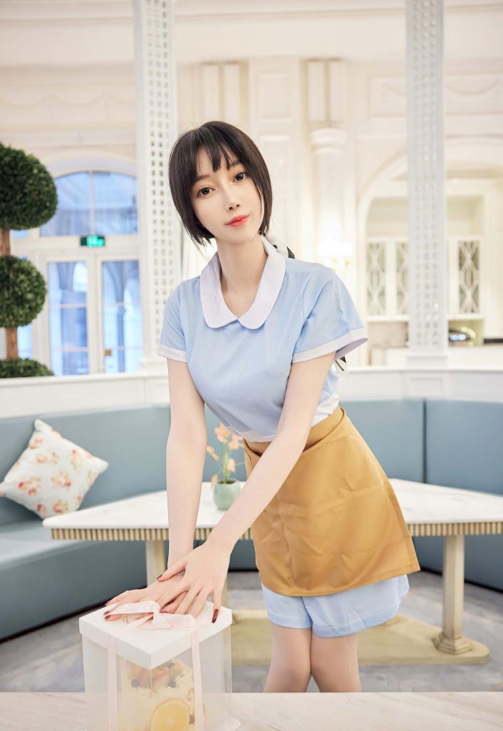 图片[3]-蓝裙围裙甜妹！她与虞书欣的撞款造型谁更元气？