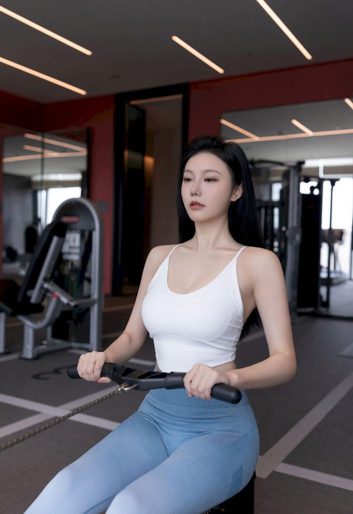 图片[5]-美女套图121期：舒淇的同款运动风：健身房里的元气少女感