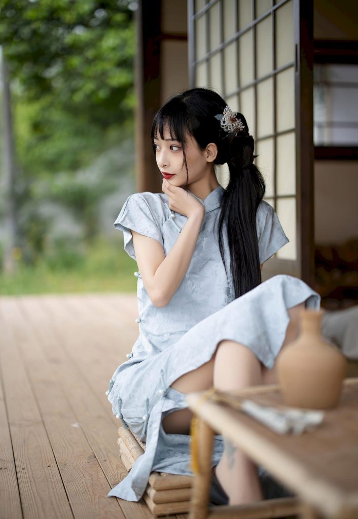 美女套图120期：李小冉的民国梦，浅蓝旗袍里的温婉杀-高清美女套图，你想要的都有。