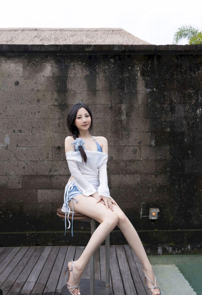 图片[4]-美女套图114期：赵小棠的露肩心事，慵懒午后里的少女情愫