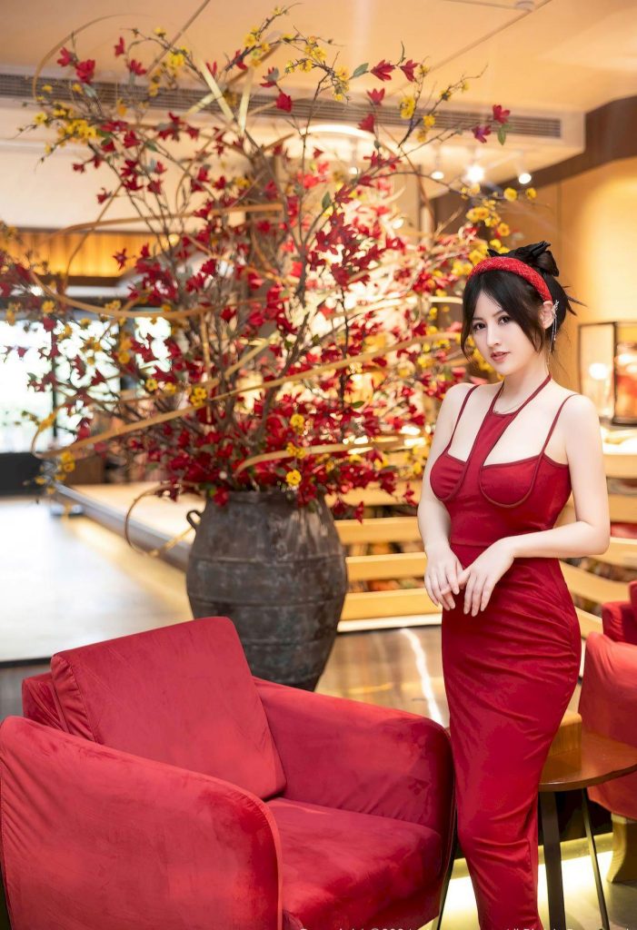 图片[3]-美女写真：陈诗诗kiki红色短裙搭配诱人黑丝